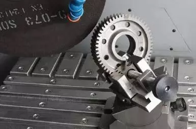 Angular Cutting Device